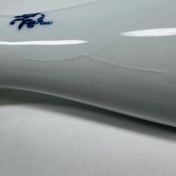 Norleans Japan 2Handpainted Gilded Blue  White Floral Porcelain Vases READ - Picture 5 of 8